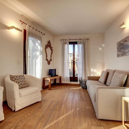 Modern Apartment Venice With Terrace Exterior photo